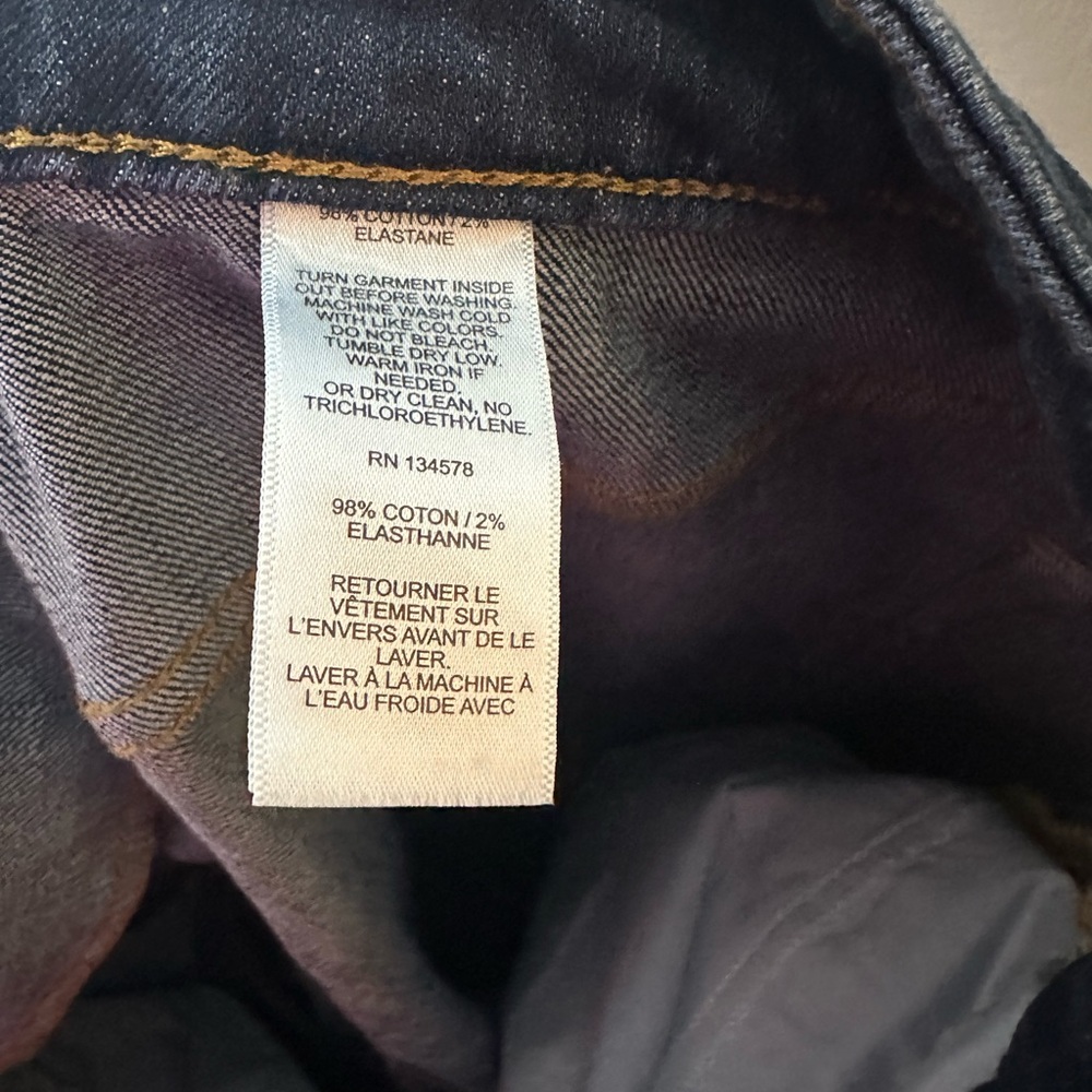 Vineyard Vines Men’s Relaxed in Classic Blue Dark Wash Stretch Size 33” - Picture 4 of 9